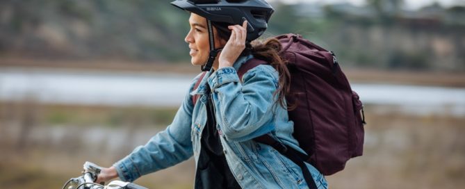 Sena R1 EVO Helmet