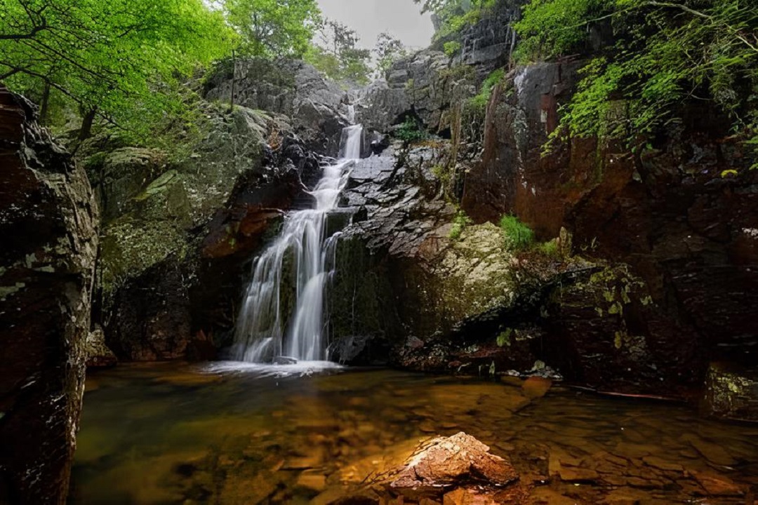 Mina Sauk Falls